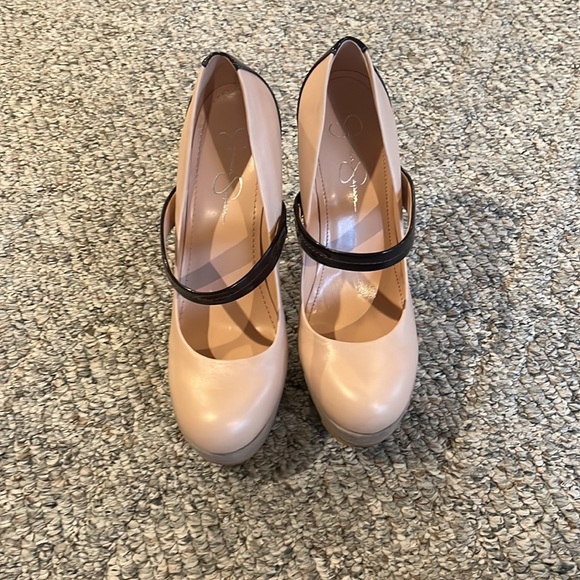 Jessica Simpson Heels - Picture 2 of 2